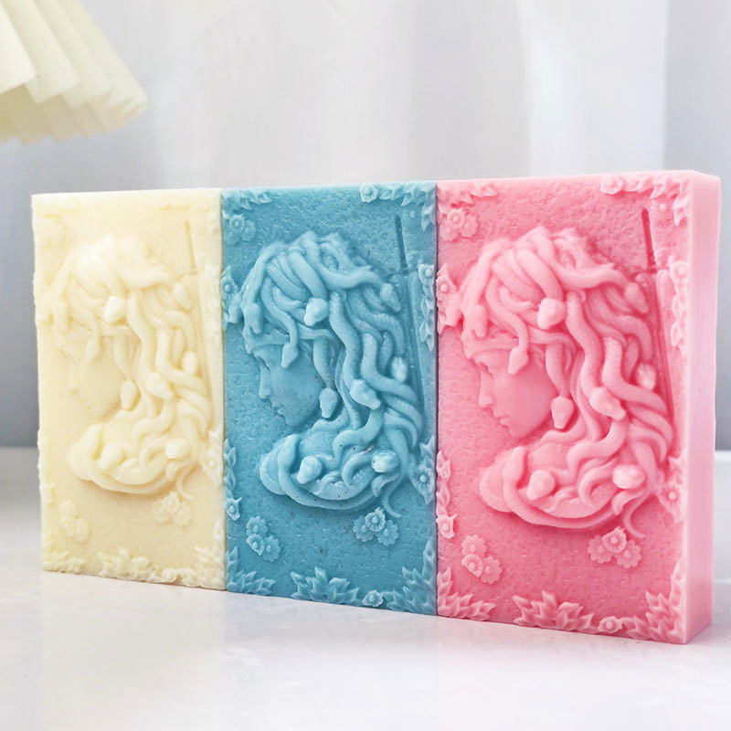 Flower Goddess Silicone Soap M - Candle. Queen บทวิจารณ์และราคา