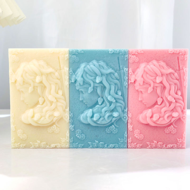 Flower Goddess Silicone Soap M - Candle. Queen บทวิจารณ์และราคา