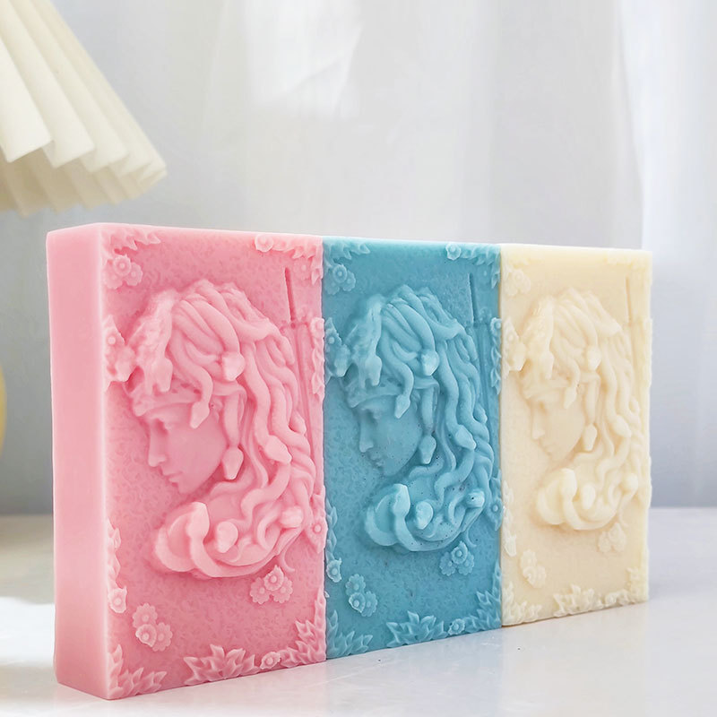Flower Goddess Silicone Soap M - Candle. Queen บทวิจารณ์และราคา
